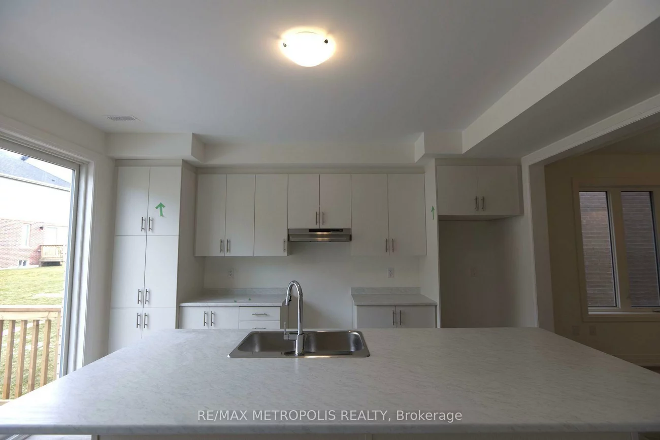 37, Shepherd, Rural Barrie Southeast, Barrie