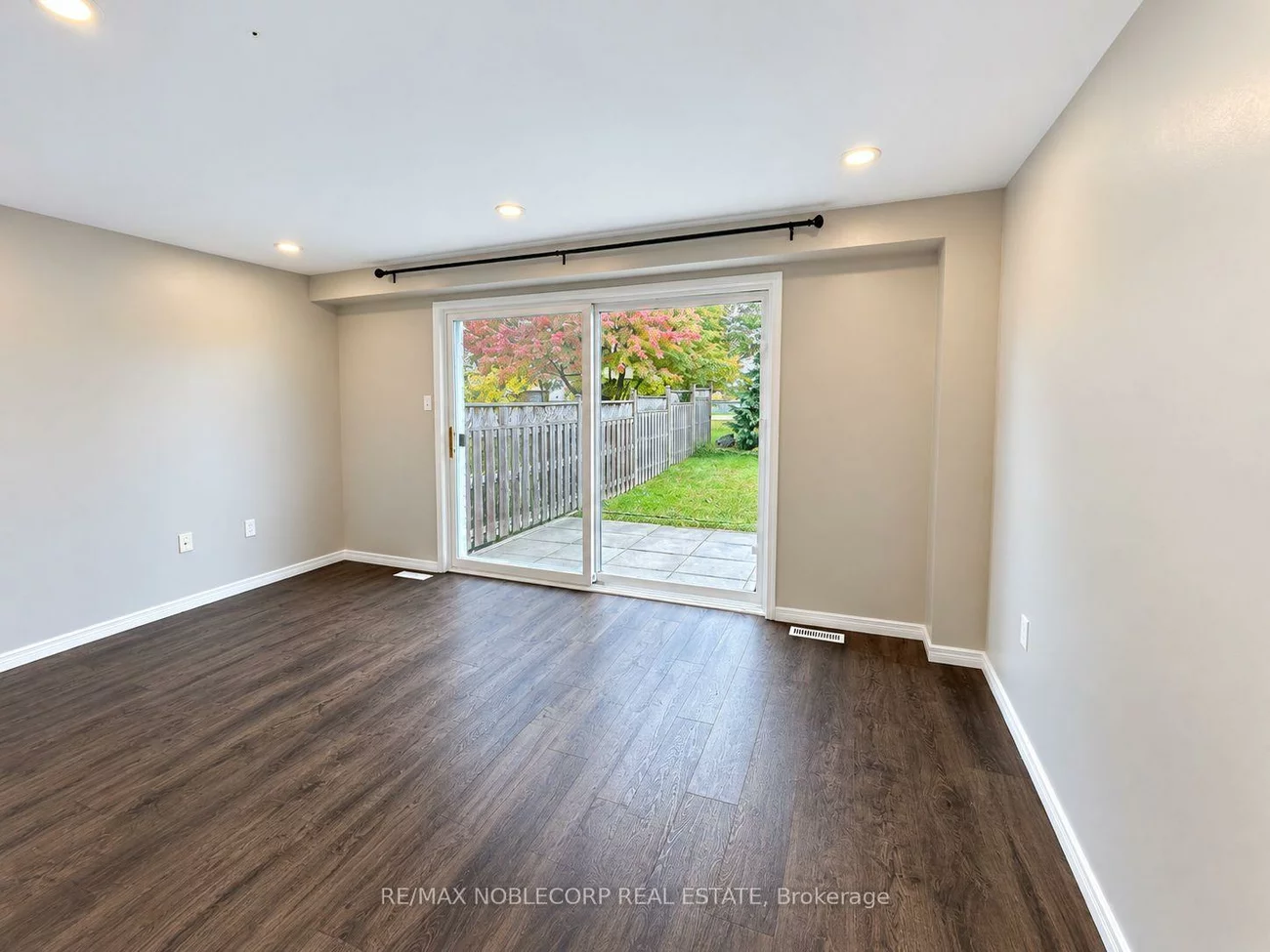 267, Dunsmore, Georgian Drive, Barrie