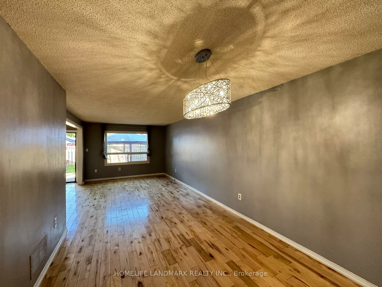 23, Wallace, Northwest, Barrie