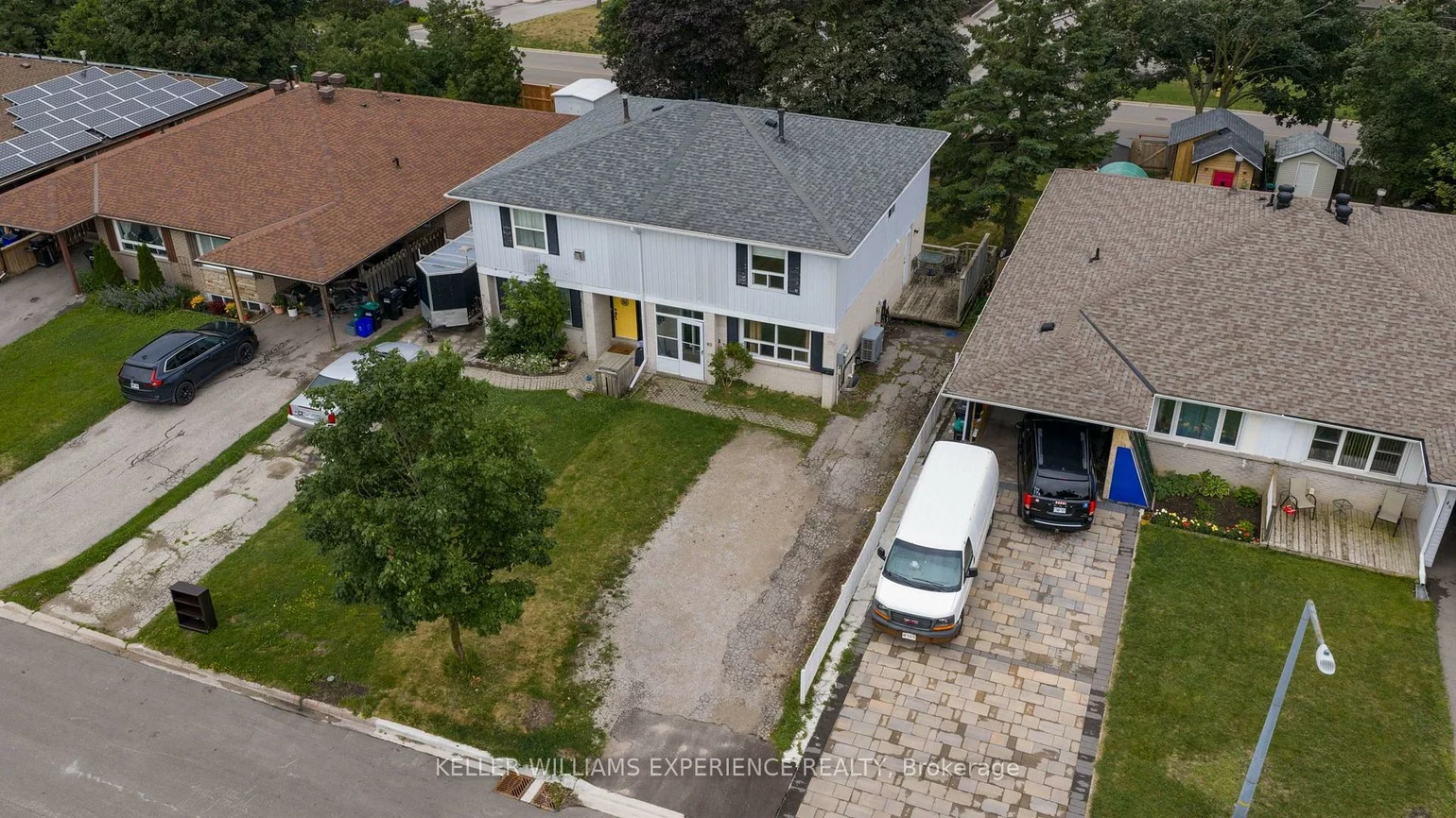 49, Daphne, Cundles East, Barrie