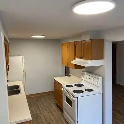 117, Cheltenham, Georgian Drive, Barrie