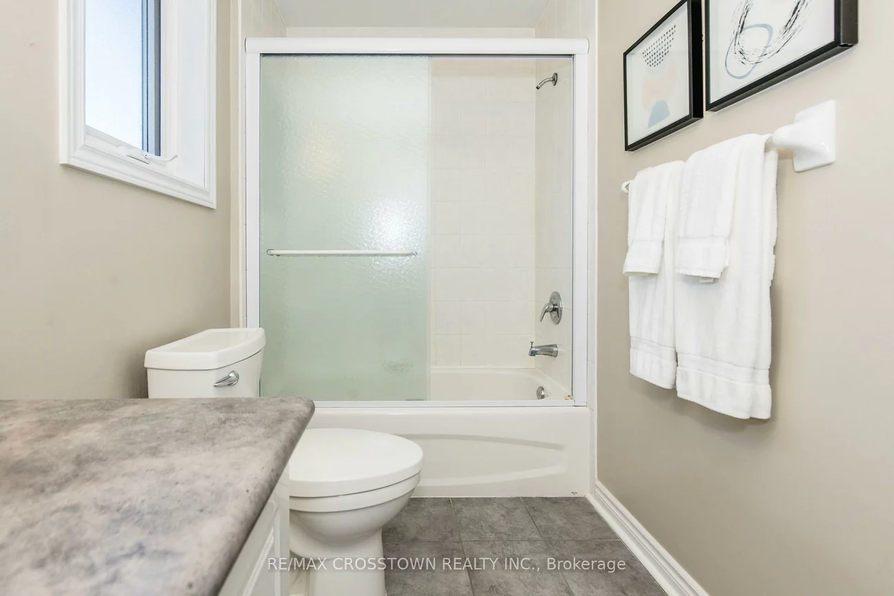 62, Windsor, Innis-Shore, Barrie