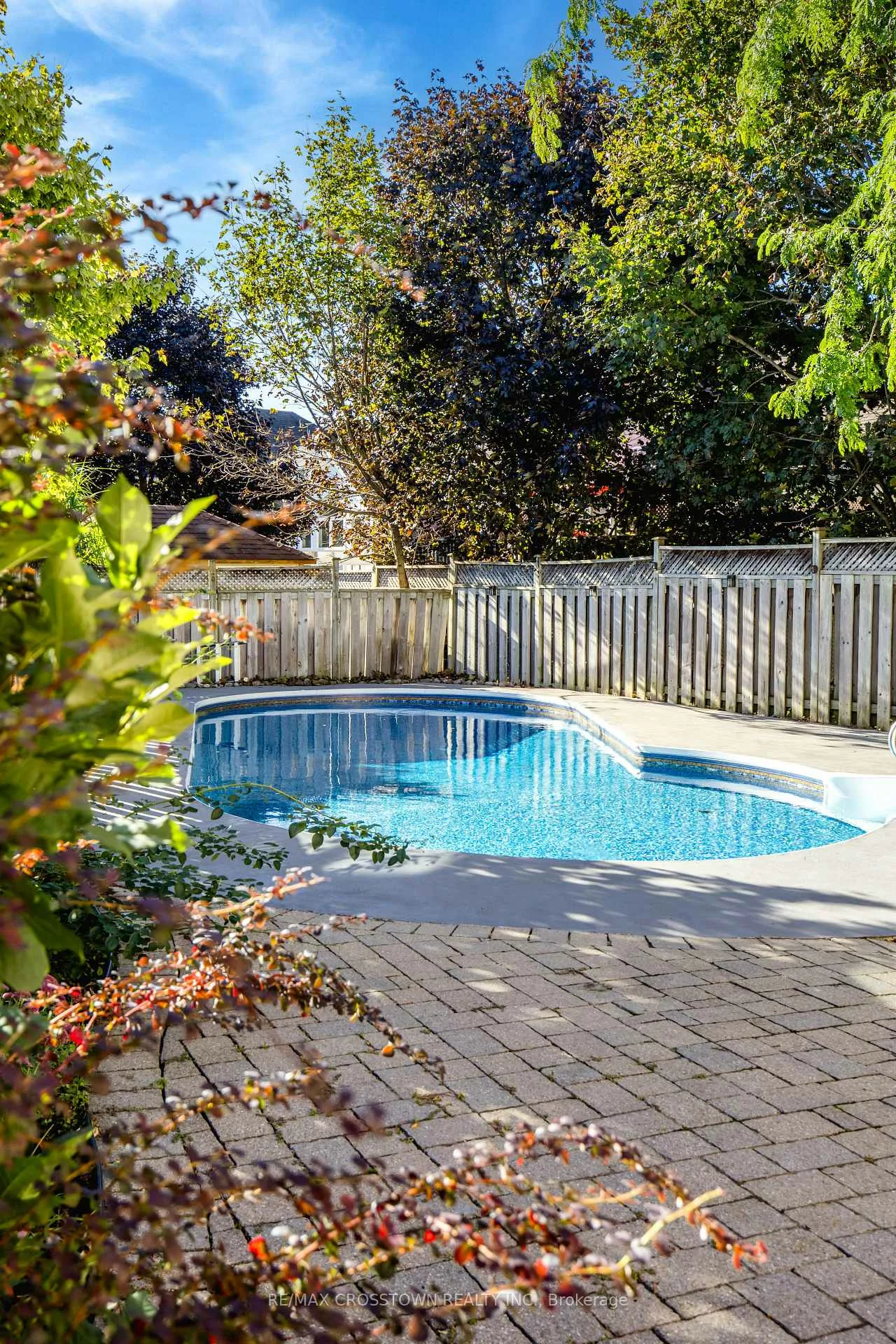 62, Windsor, Innis-Shore, Barrie