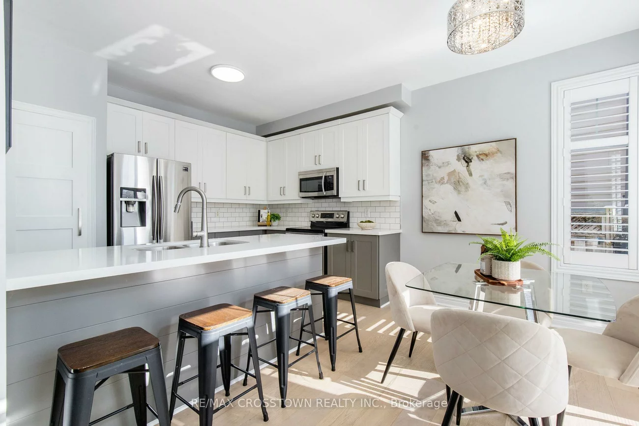 62, Windsor, Innis-Shore, Barrie