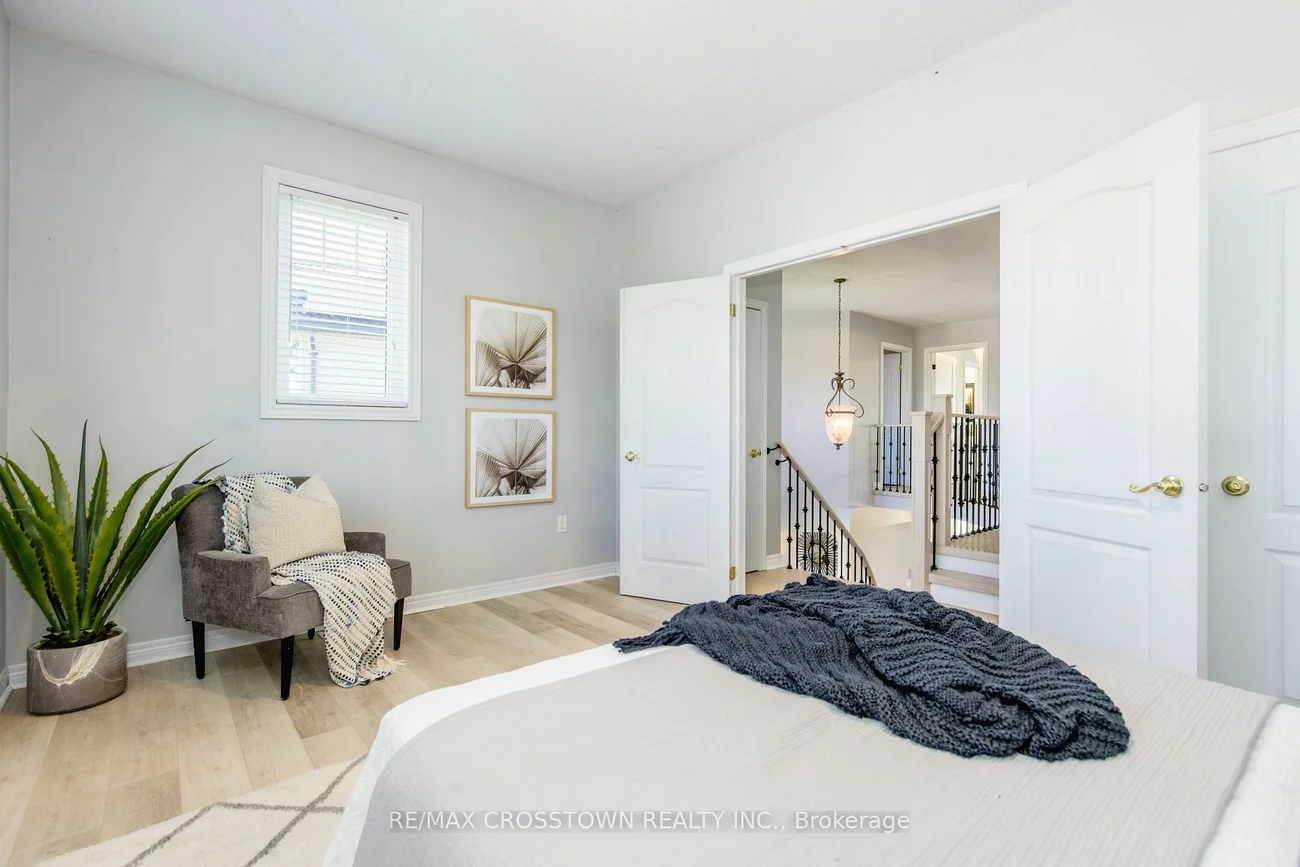 62, Windsor, Innis-Shore, Barrie