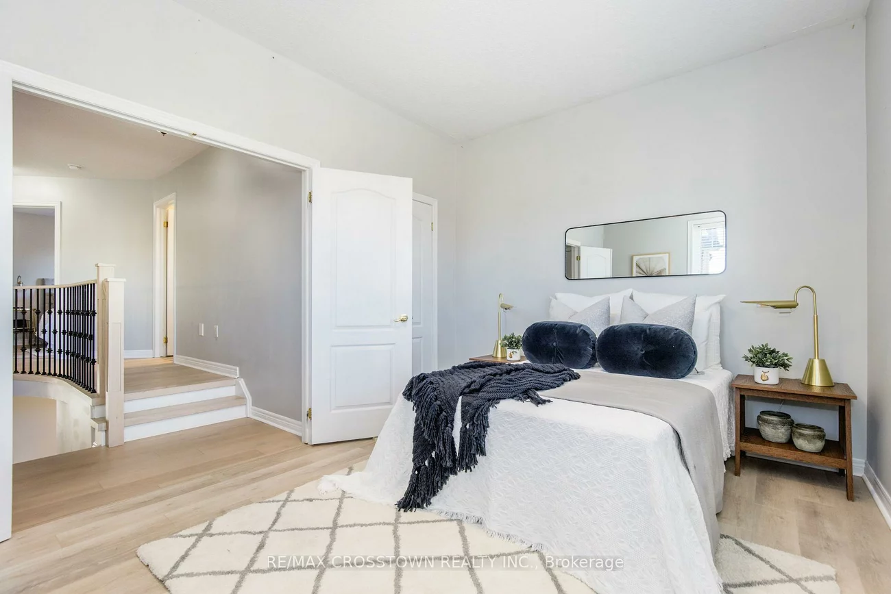 62, Windsor, Innis-Shore, Barrie