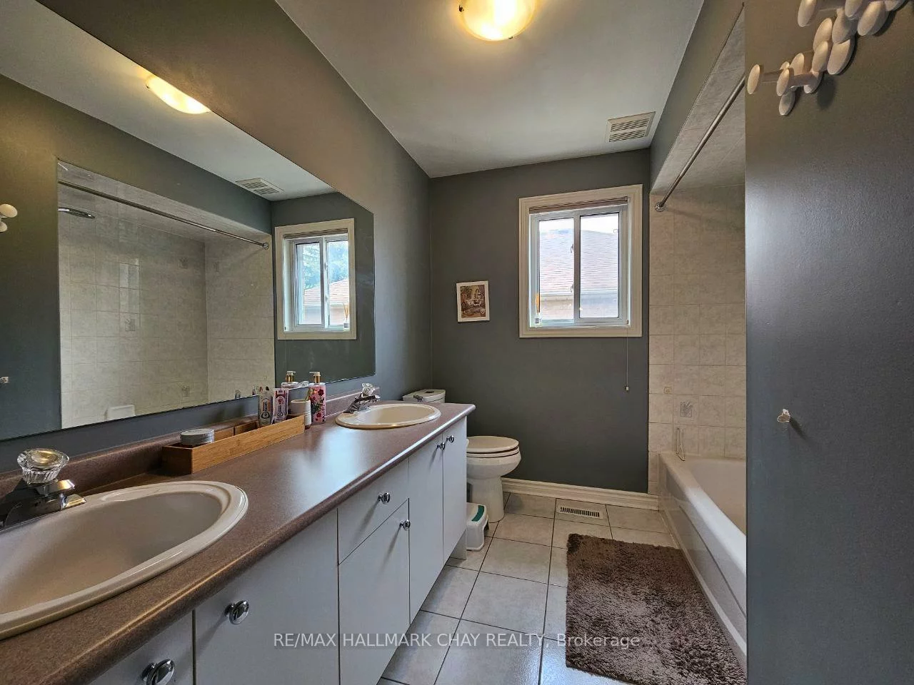 53, Livia Herman, East Bayfield, Barrie