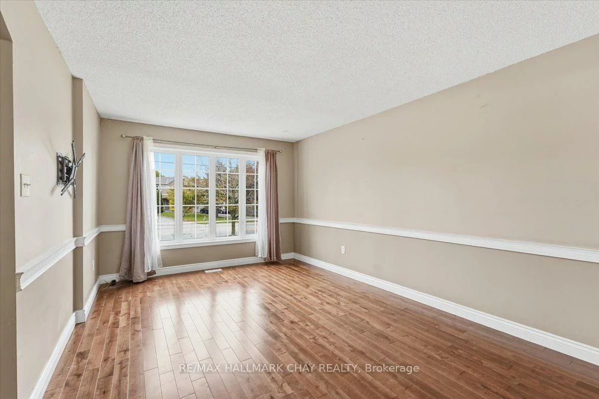 484, Ferndale, Northwest, Barrie