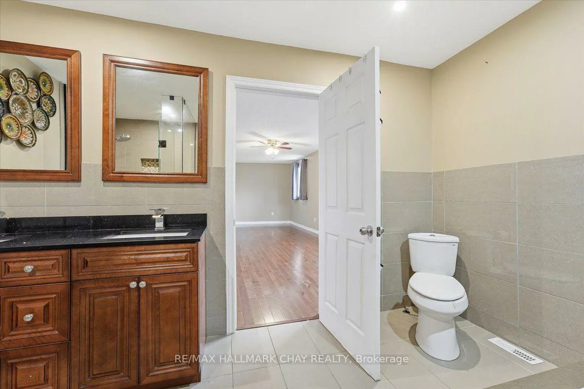 484, Ferndale, Northwest, Barrie