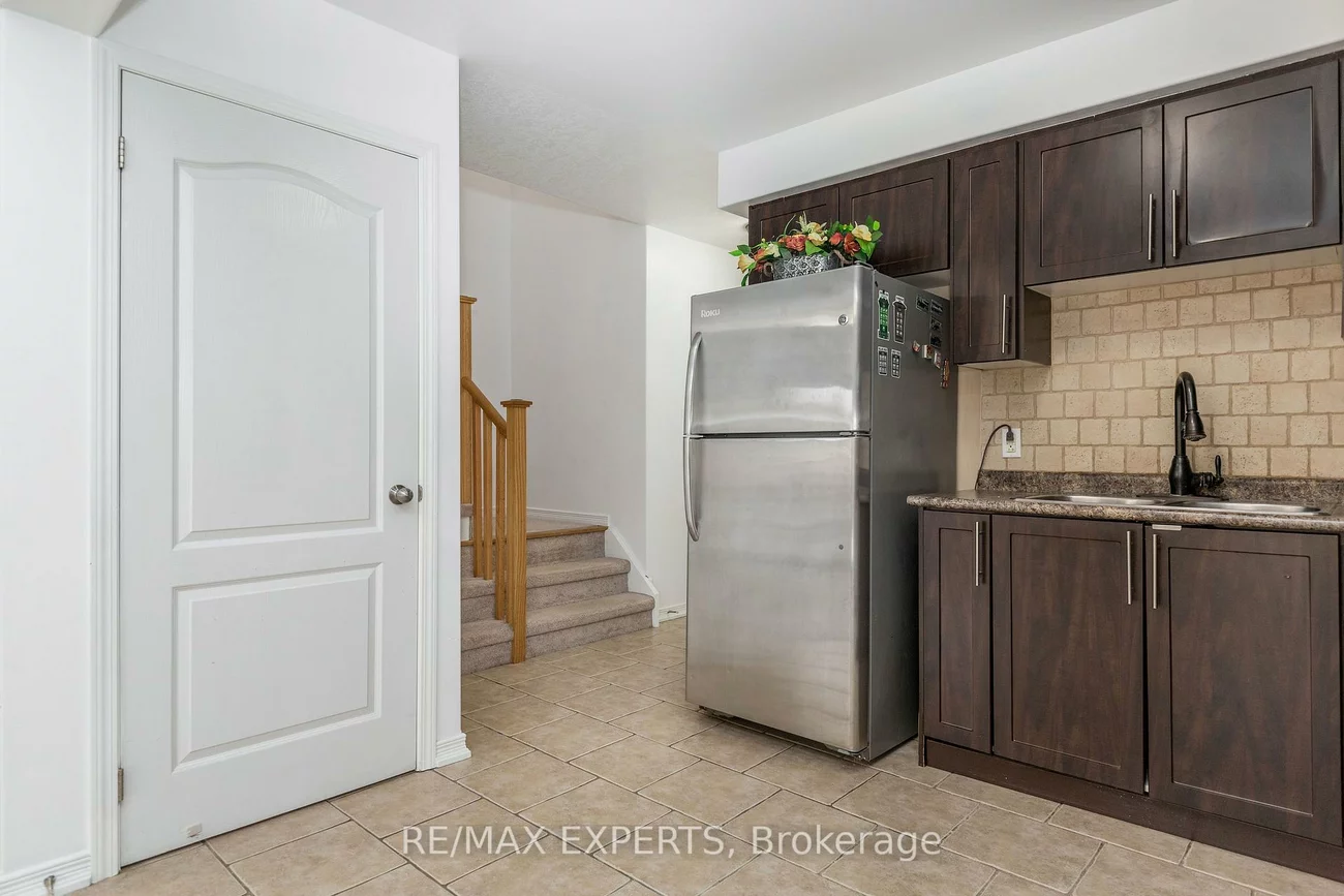75, Prince William, Innis-Shore, Barrie