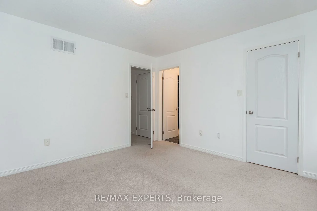 75, Prince William, Innis-Shore, Barrie