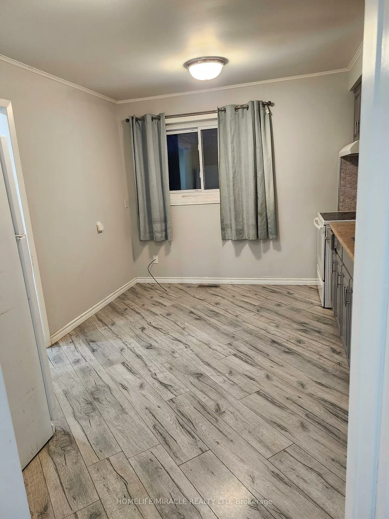 6, Wall, Cundles East, Barrie