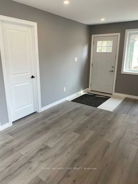 12, Dufferin, Sanford, Barrie