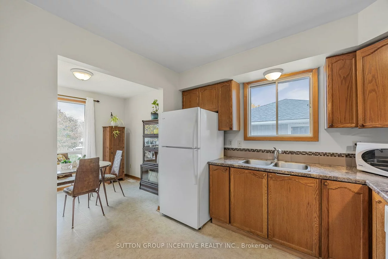 133, Gunn, Wellington, Barrie