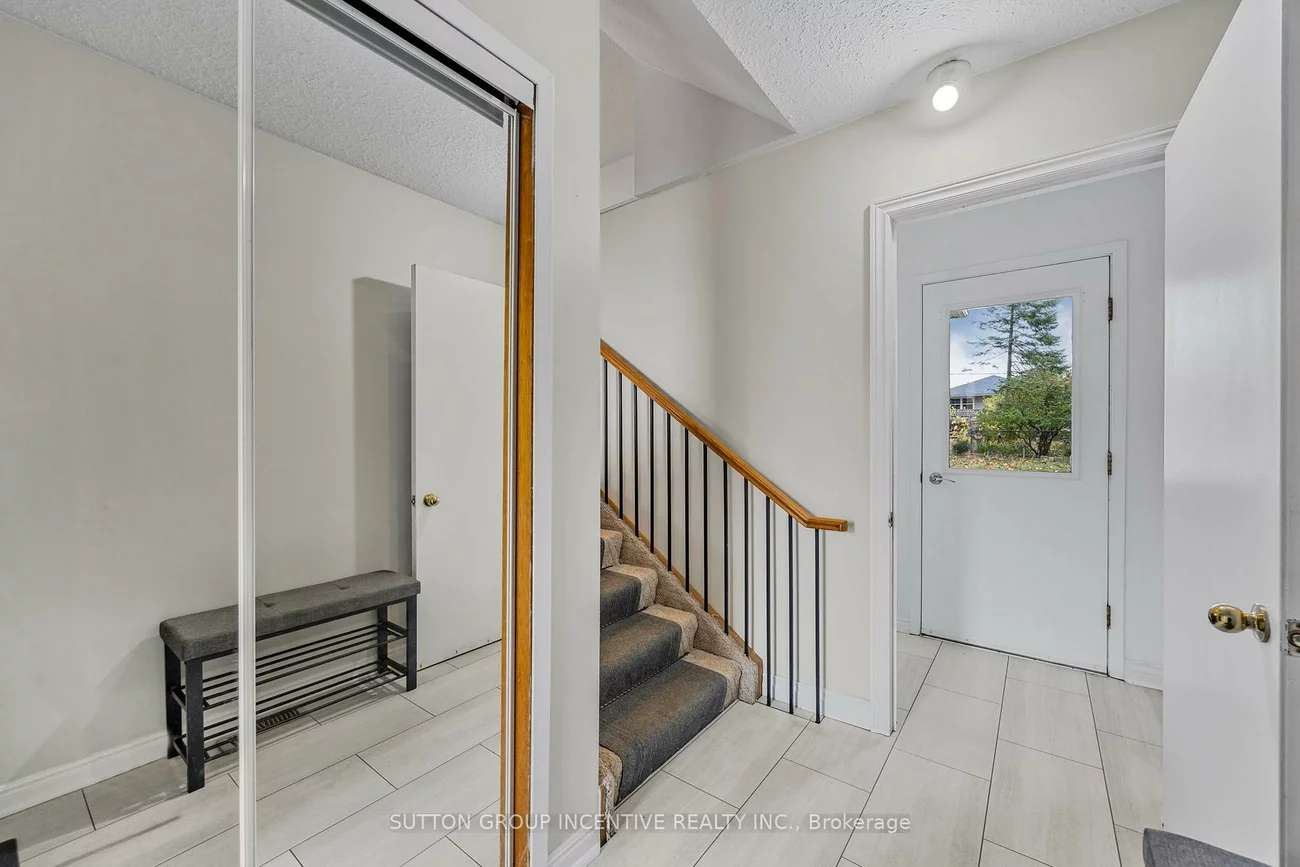 133, Gunn, Wellington, Barrie