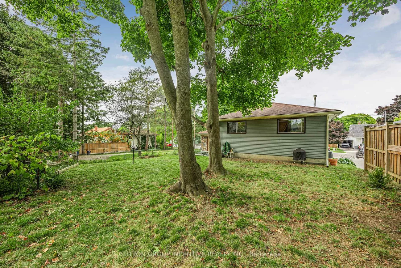 133, Gunn, Wellington, Barrie