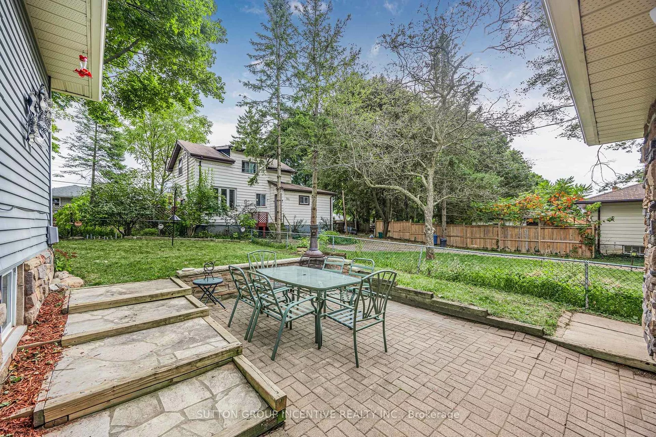 133, Gunn, Wellington, Barrie