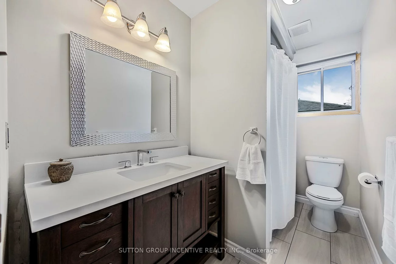 133, Gunn, Wellington, Barrie