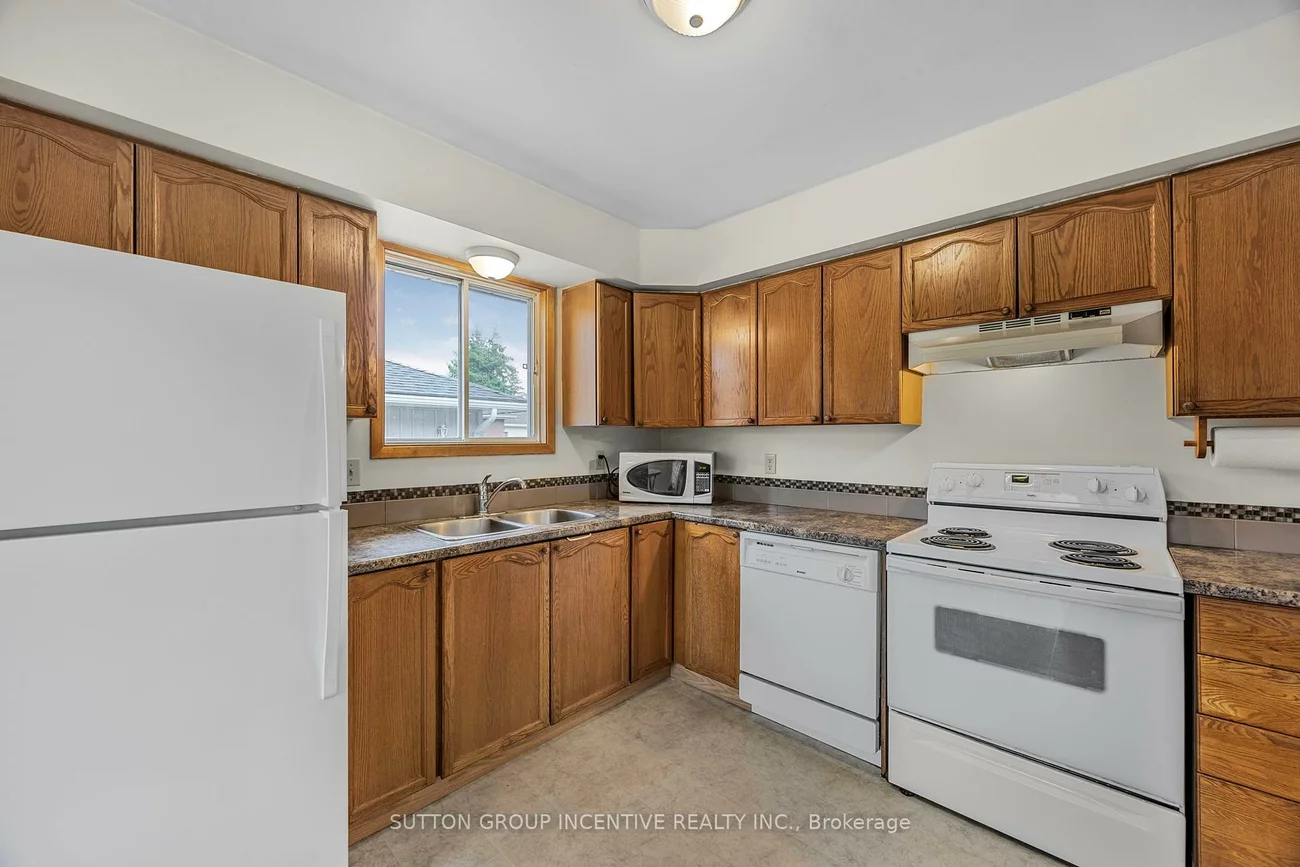 133, Gunn, Wellington, Barrie
