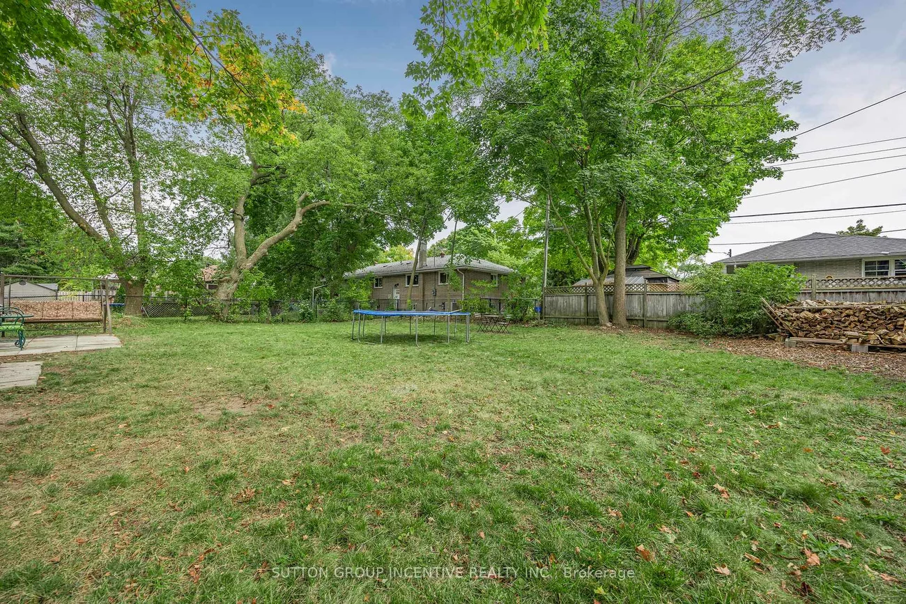 133, Gunn, Wellington, Barrie