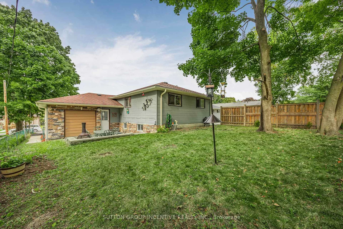 133, Gunn, Wellington, Barrie