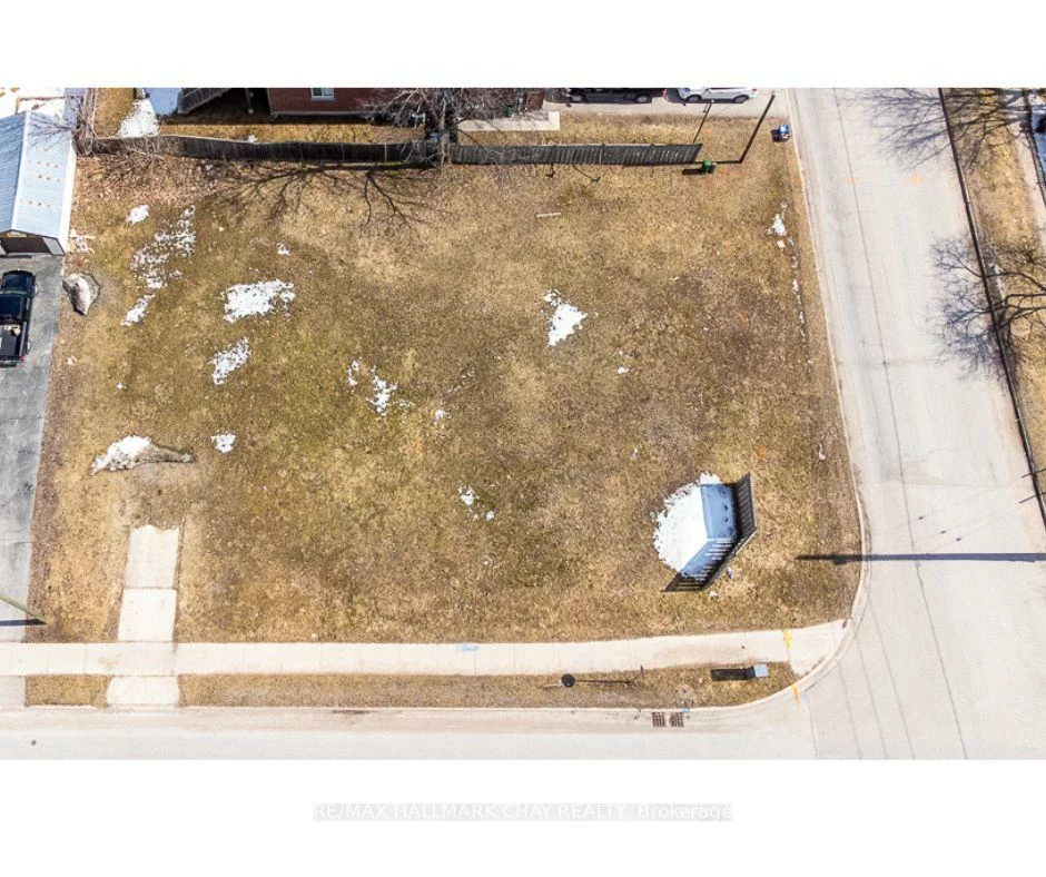 76, Henry, Lakeshore, Barrie