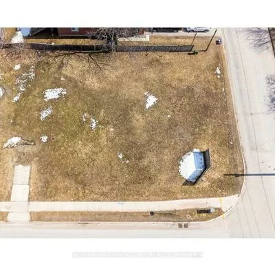 76, Henry, Lakeshore, Barrie