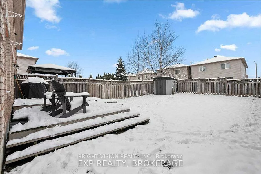 75, Larkin, 400 North, Barrie