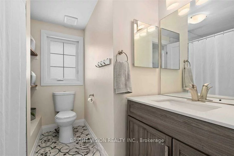 75, Larkin, 400 North, Barrie