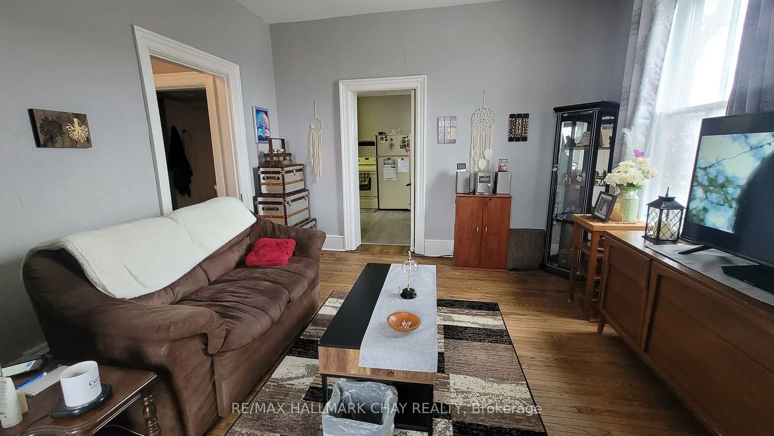 48, Rose, 400 North, Barrie