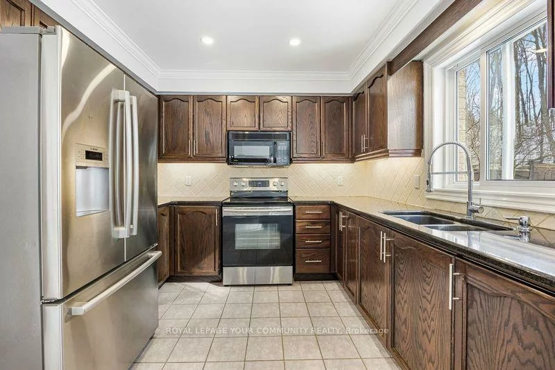 43, Crimson Ridge, Bayshore, Barrie