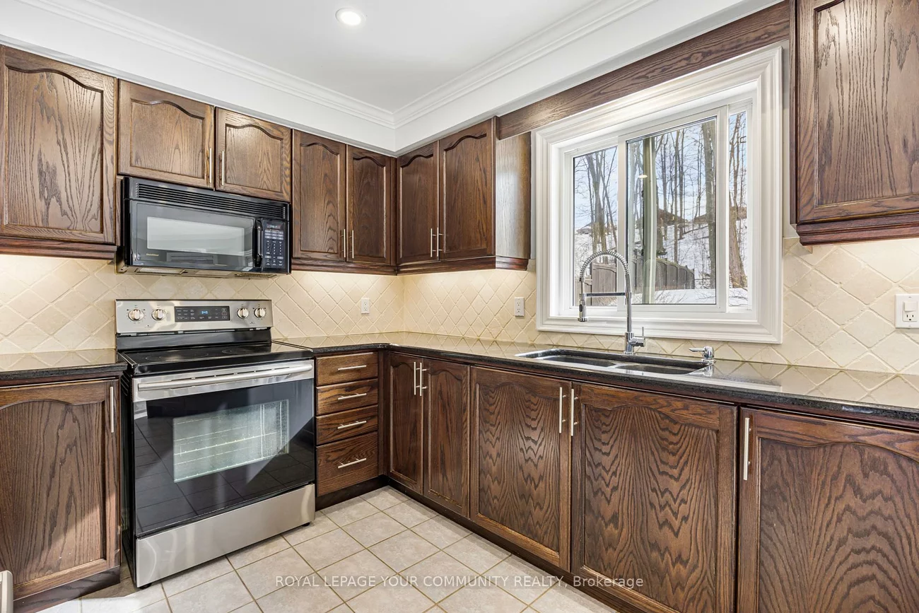 43, Crimson Ridge, Bayshore, Barrie