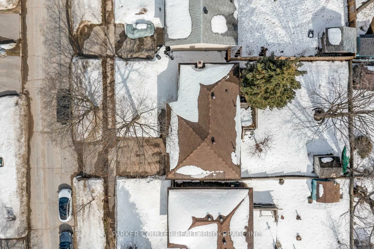 13, Roslyn, Wellington, Barrie