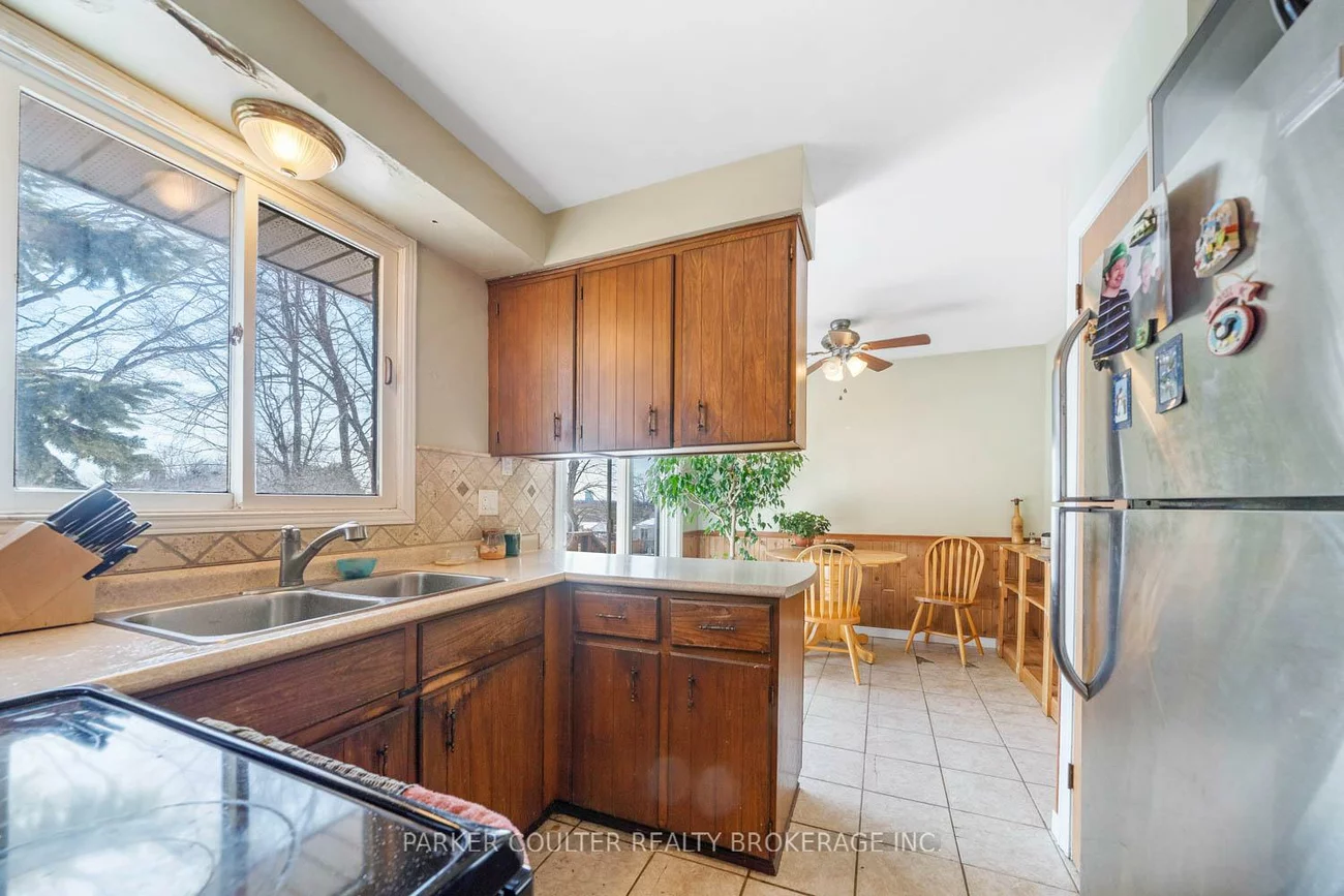 13, Roslyn, Wellington, Barrie