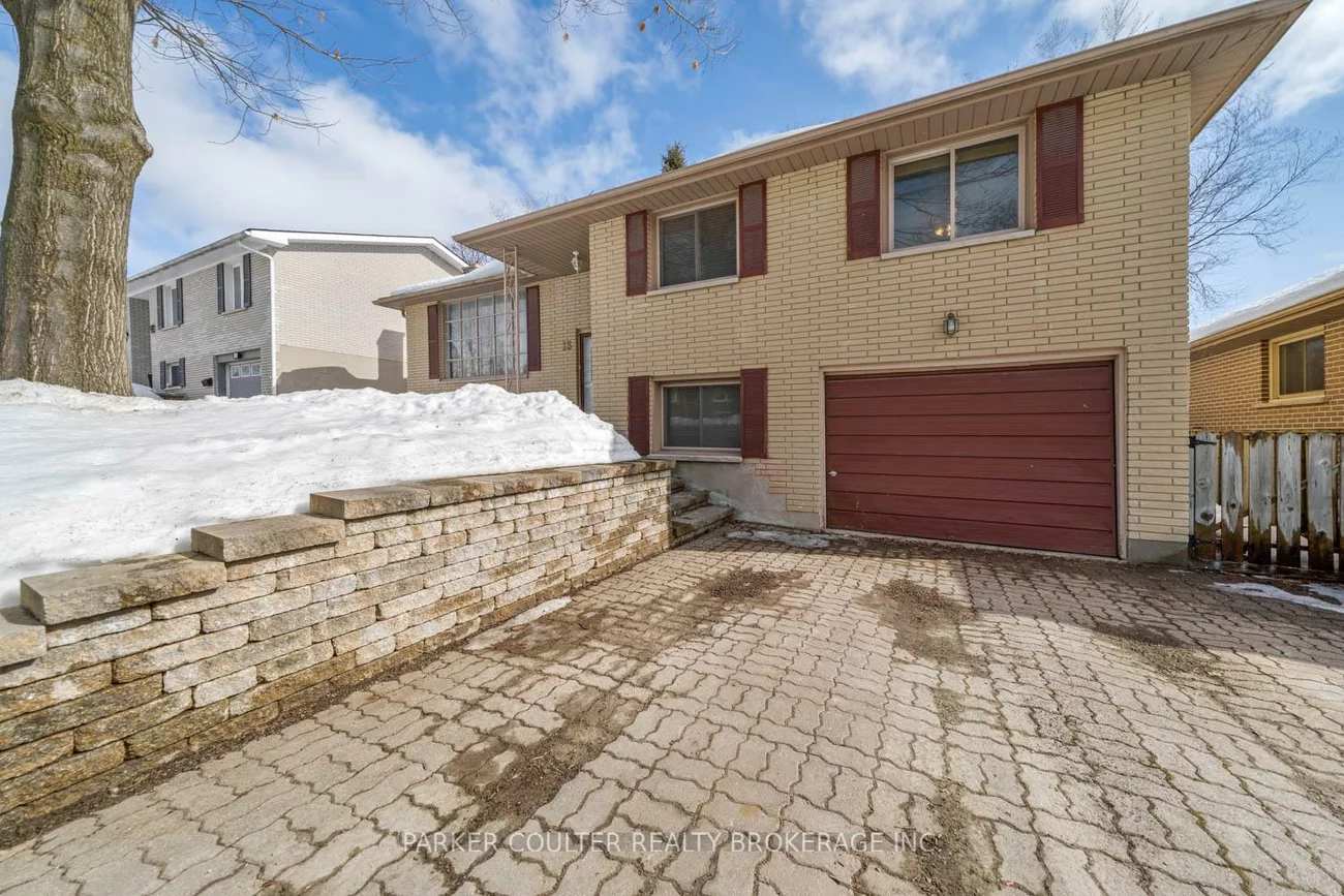 13, Roslyn, Wellington, Barrie