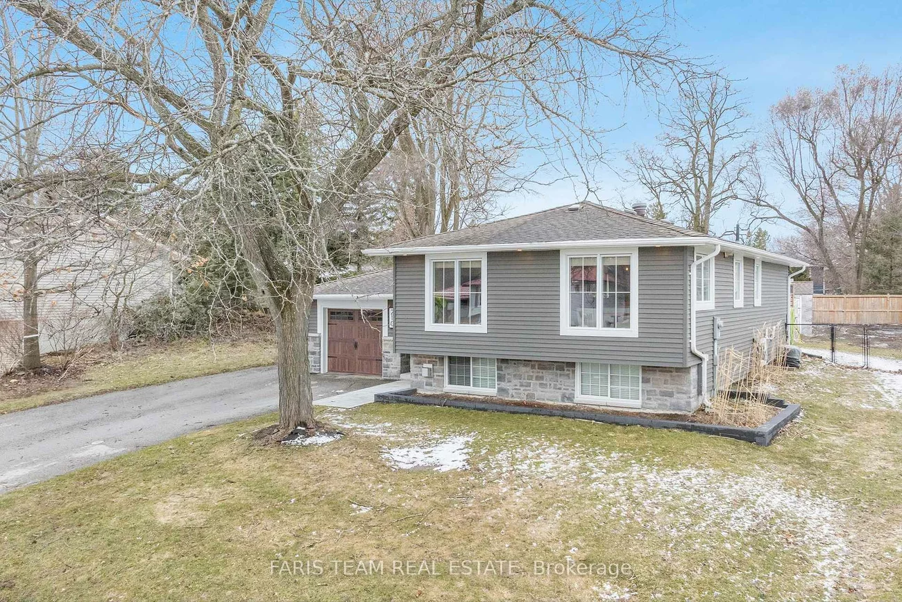210, Spruce, Bayshore, Barrie