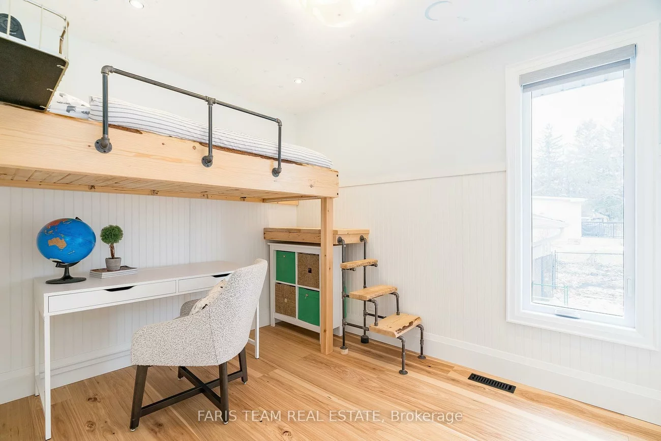 210, Spruce, Bayshore, Barrie