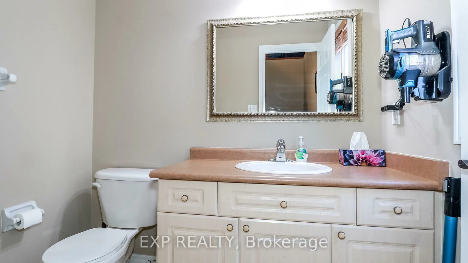 40, Benjamin, Painswick South, Barrie