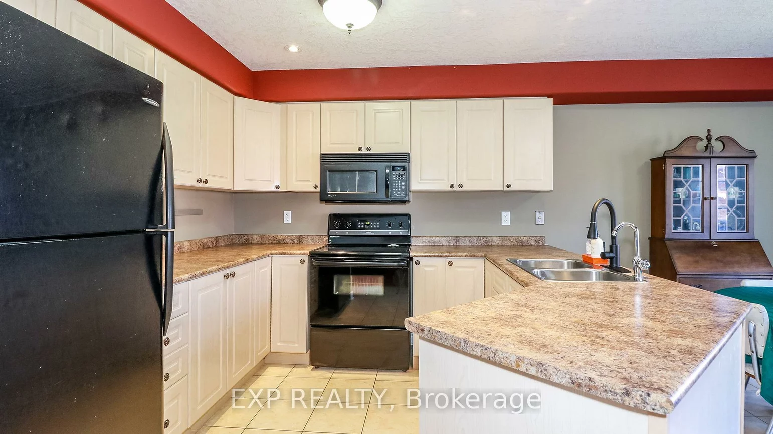 40, Benjamin, Painswick South, Barrie