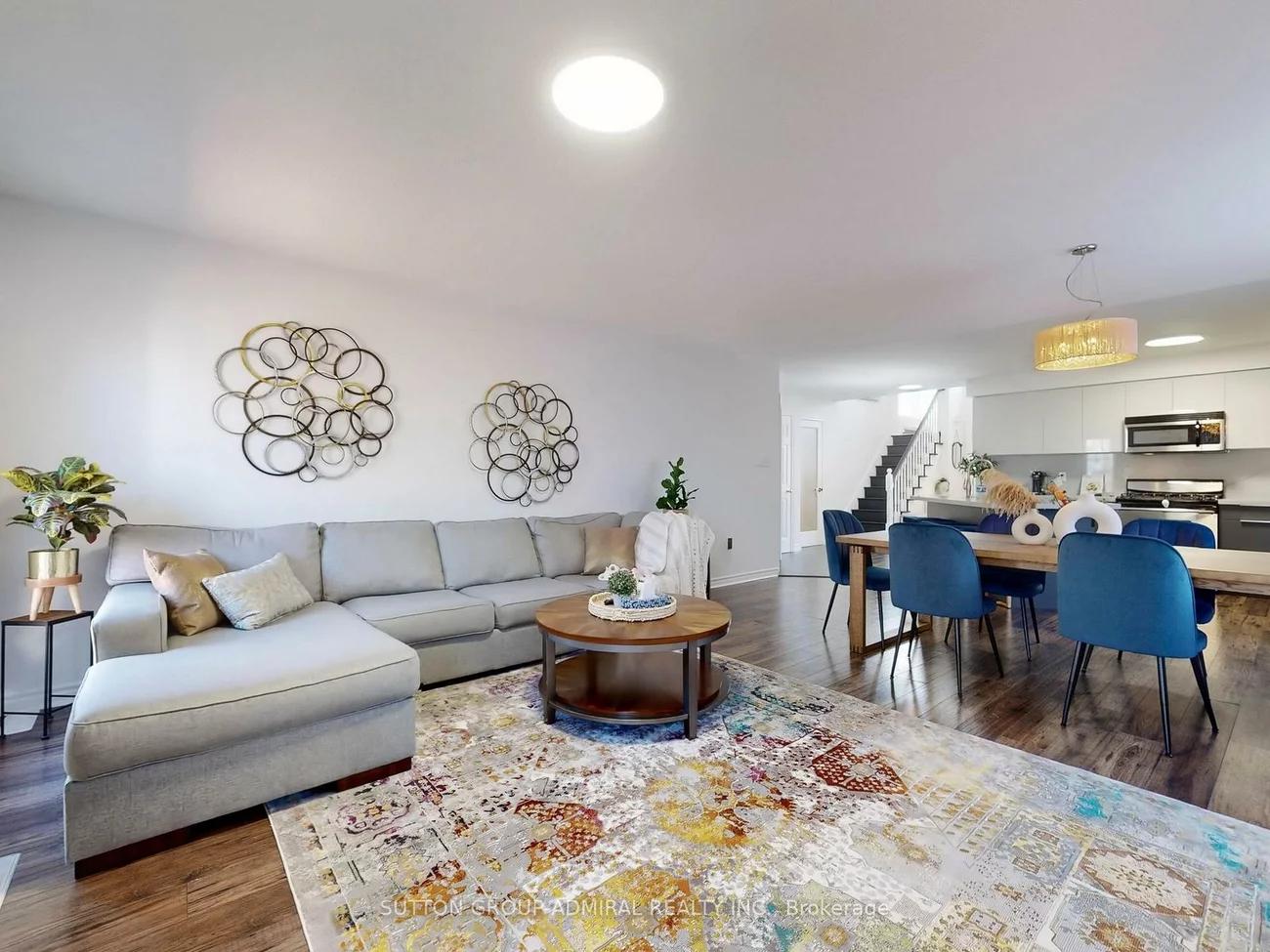 100, Country, Painswick South, Barrie