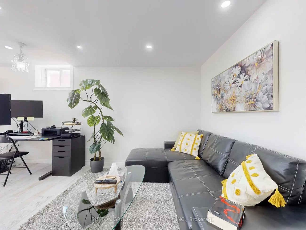 100, Country, Painswick South, Barrie