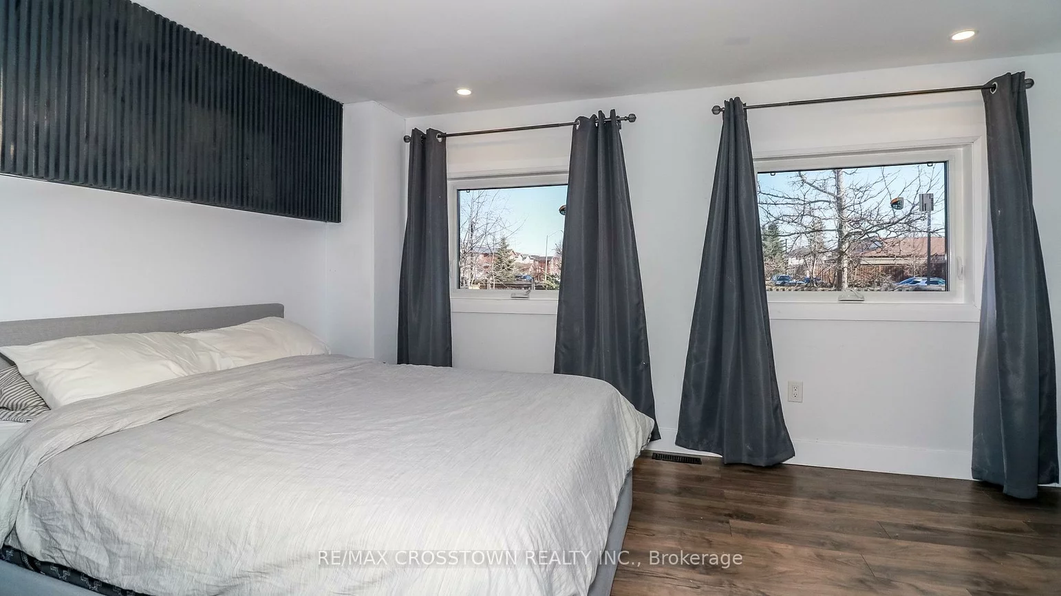 358, Dunsmore, Georgian Drive, Barrie