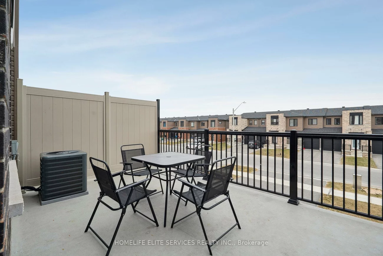 57, Fairlane, Painswick South, Barrie