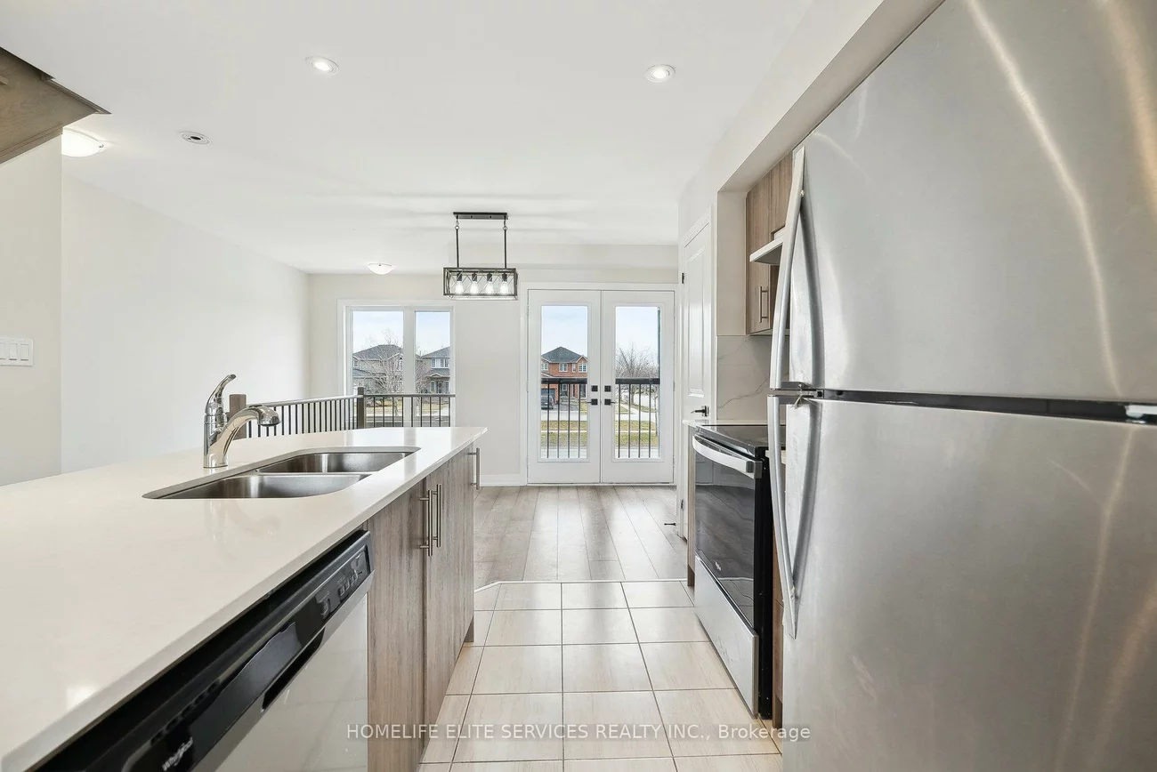 57, Fairlane, Painswick South, Barrie
