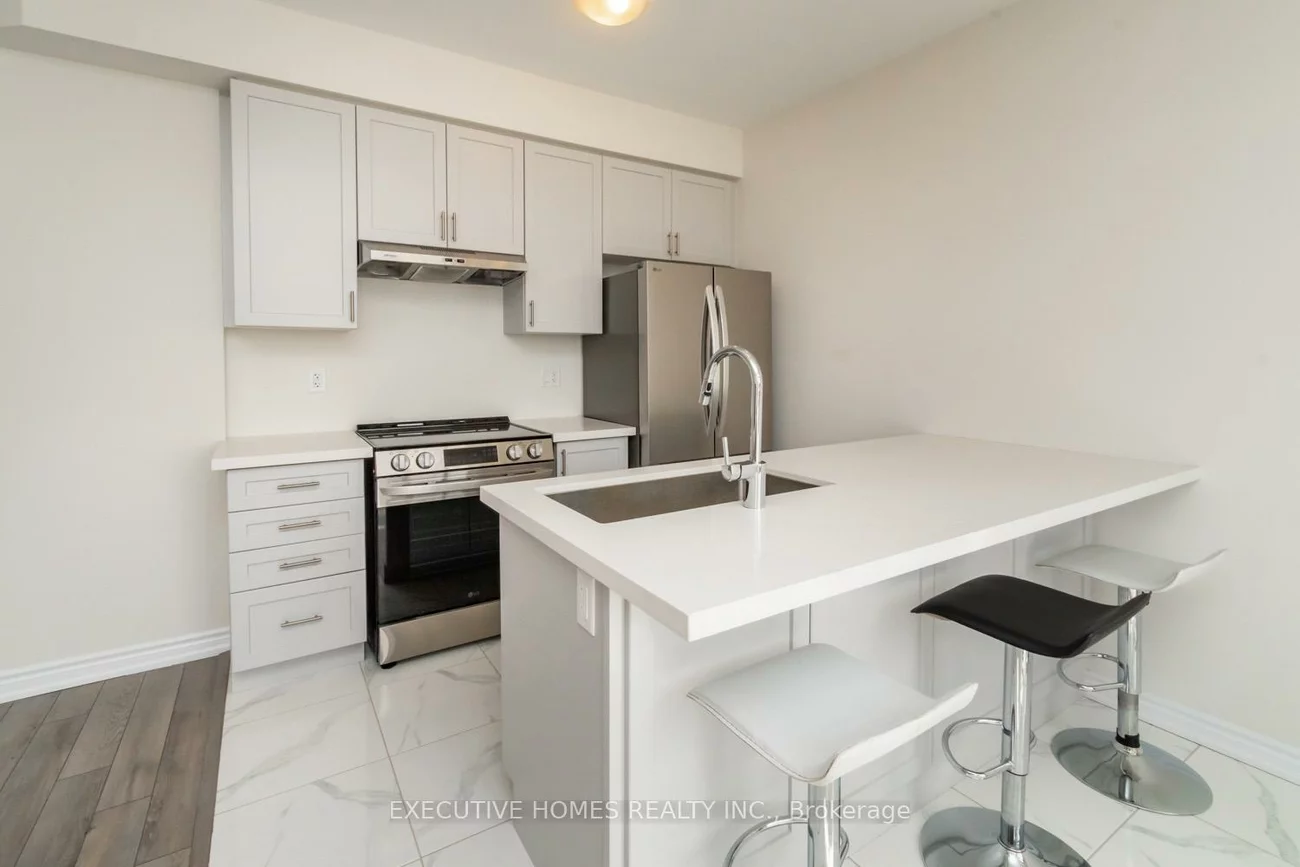 15, Rochester, Innis-Shore, Barrie