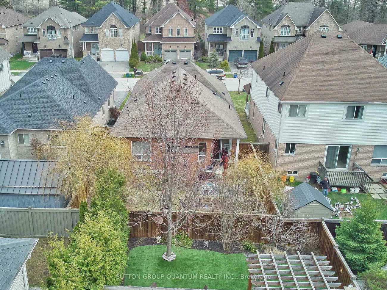 71, Versailles, Innis-Shore, Barrie