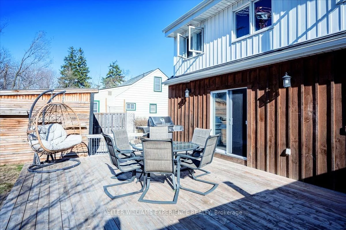 46, Grove, Queen's Park, Barrie