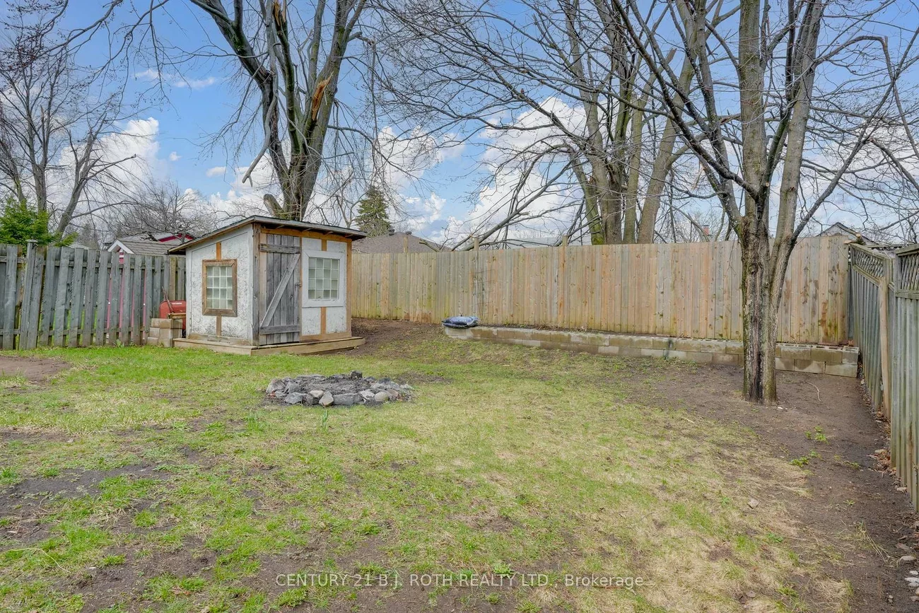 116, Shakespeare, Letitia Heights, Barrie