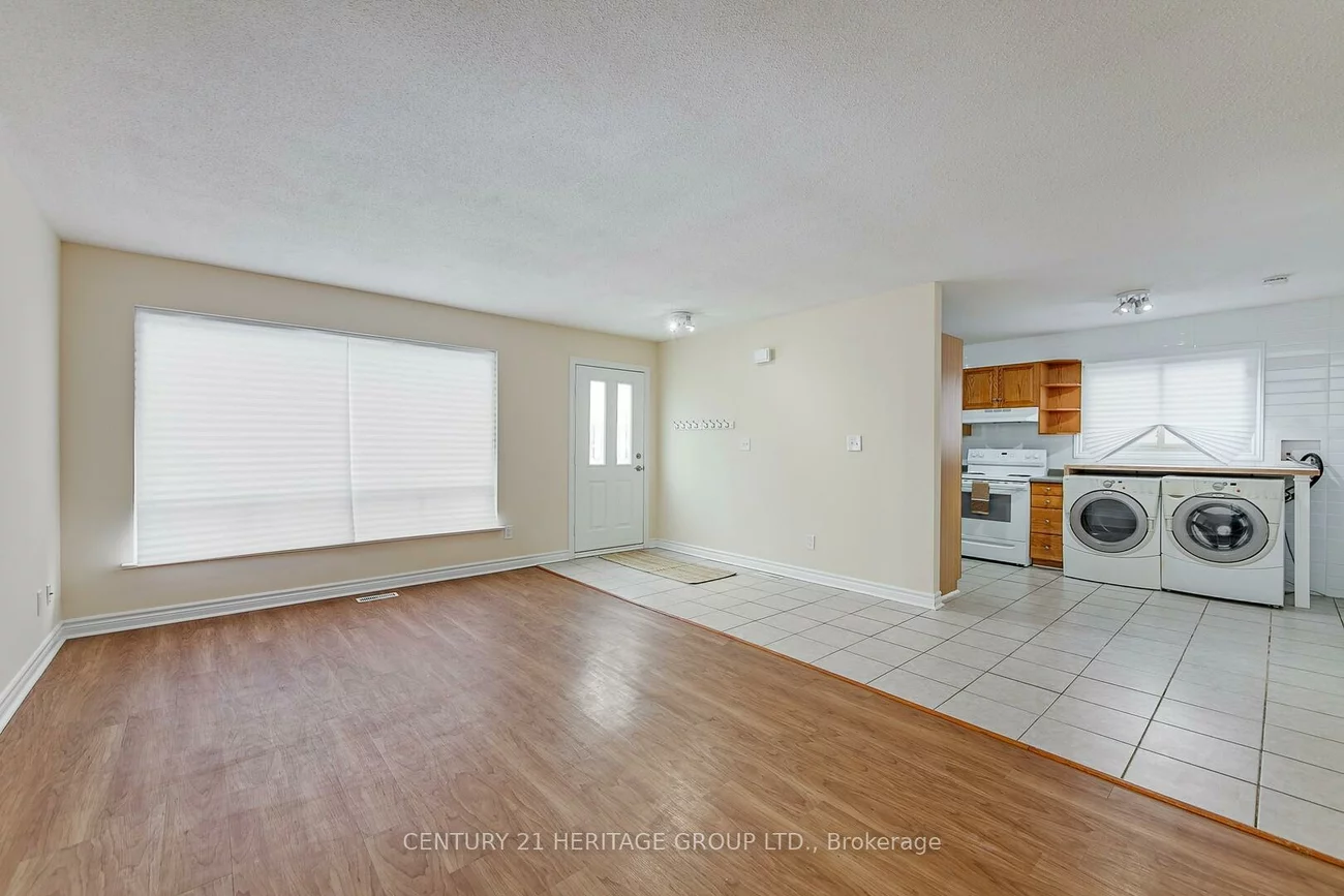 20, Frost, Letitia Heights, Barrie
