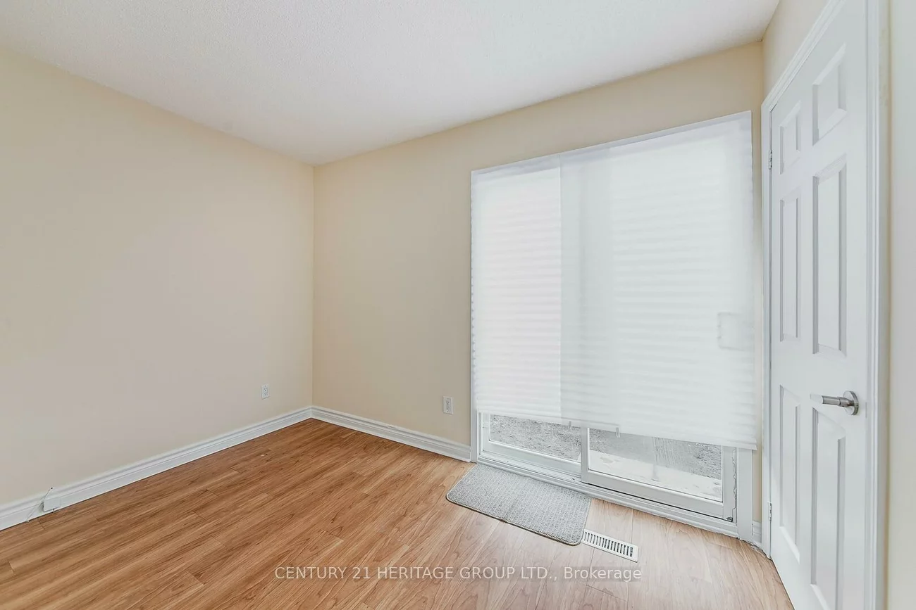 20, Frost, Letitia Heights, Barrie